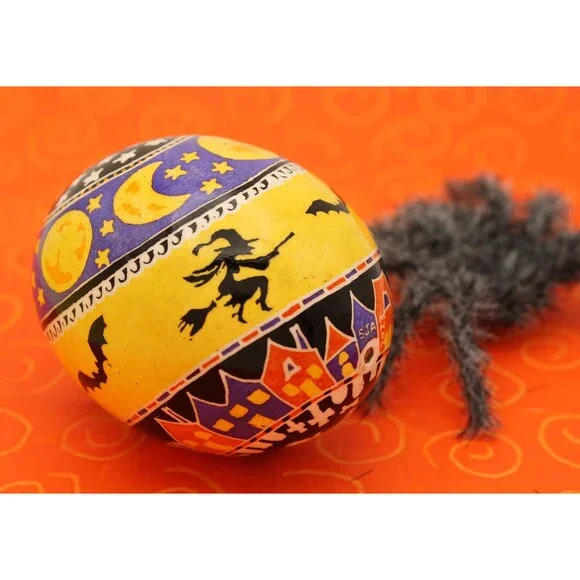 Halloween Batik Art Egg: Witches, Bats, Moon & Stars - Picture 6 of 10